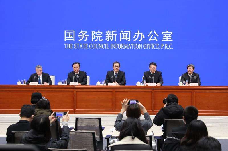 商务部等部门将进一步助力外贸企业增强避险能力